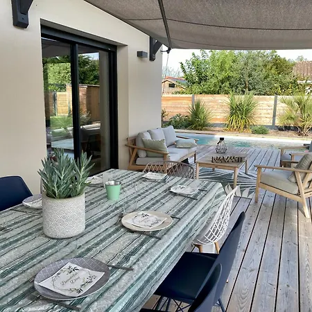 Hotel Entre Bassin Et Ocean, Piscine Chauffee